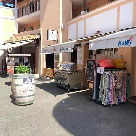 4 Personnes Cap Esterel Centre Du Village Lägenhet