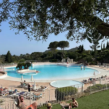 דירה 4 Personnes Cap Esterel Centre Du Village *